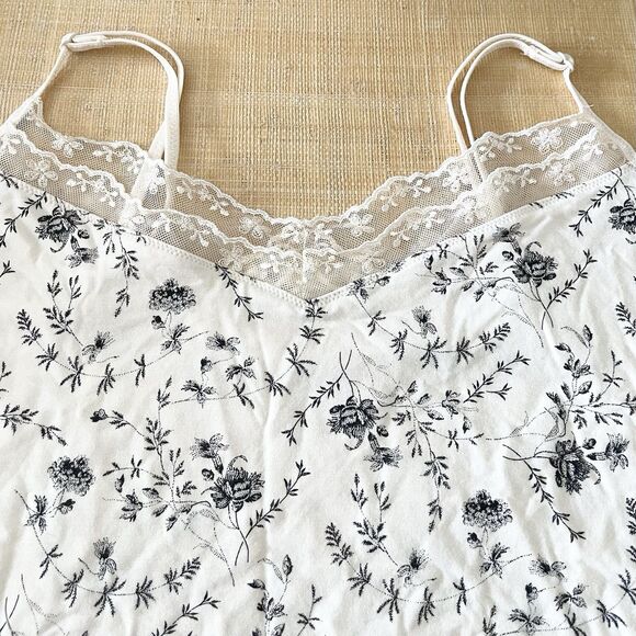 GAP Body Y2K Cami Top Size L Laced Neckline Knit Ivory Floral Black Lined 90s - Picture 2 of 9